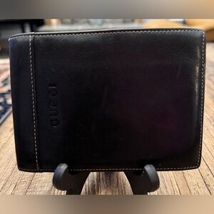 Gucci Black Leather Bifold Wallet w Coin Pocket + COA